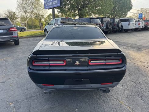 Used 2015 Dodge Challenger R/T Scat Pack w/ Leather Interior Group RWD image 6