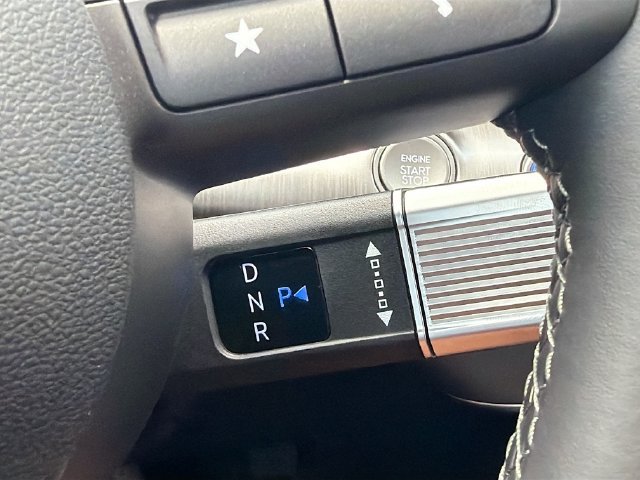 New 2026 Hyundai Kona Limited FWD image 16
