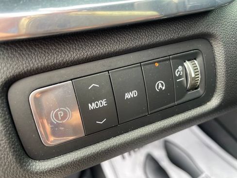 Used 2026 GMC Acadia Denali w/ Super Cruise Package AWD/4WD image 18