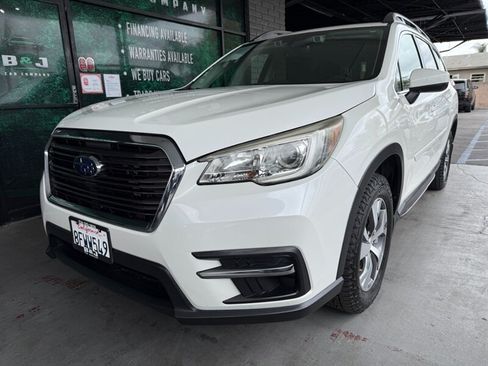 Used 2019 Subaru Ascent Premium AWD/4WD image 3
