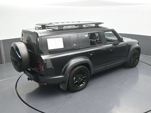 Used 2023 Land Rover Defender 130 SE AWD/4WD image 57