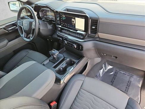 Certified 2024 Chevrolet Silverado 1500 ZR2 w/ Technology Package AWD/4WD image 28