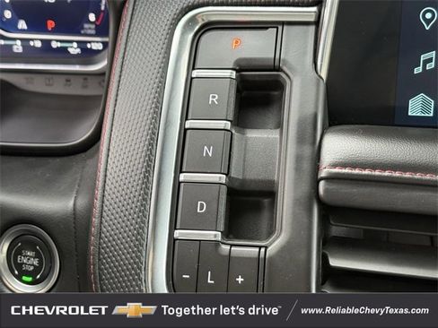 Used 2024 Chevrolet Suburban RST image 24