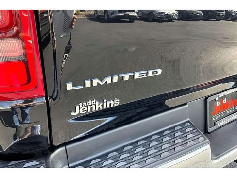 Used 2022 RAM 1500 Limited AWD/4WD image 34