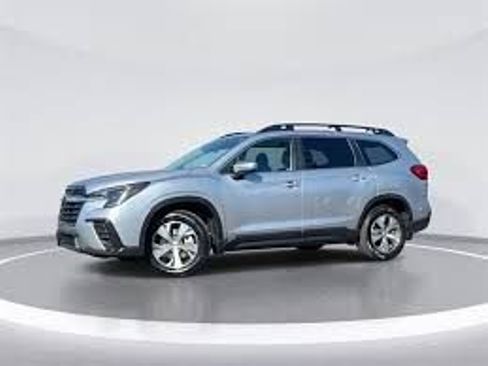 Used 2025 Subaru Ascent Premium AWD/4WD image 15