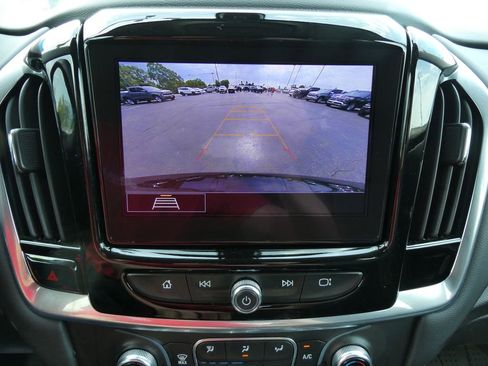Certified 2021 Chevrolet Traverse LT AWD/4WD image 33