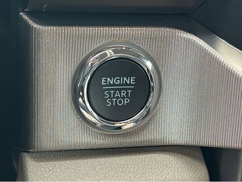 New 2026 Ford F450 Platinum w/ Platinum Plus Package image 28