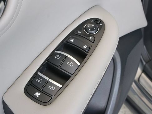 Used 2023 INFINITI QX50 Sensory AWD/4WD image 29