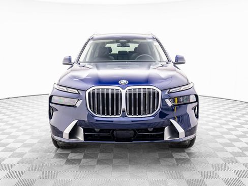 Used 2026 BMW X7 xDrive40i w/ Premium Package AWD/4WD image 9