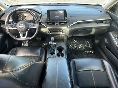 Used 2022 Nissan Altima 2.5 SR w/ Midnight Edition Package AWD/4WD image 32