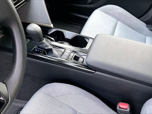 Certified 2025 Toyota Camry LE image 14