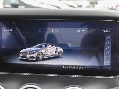 Used 2019 Mercedes-Benz S 560 Cabriolet image 21