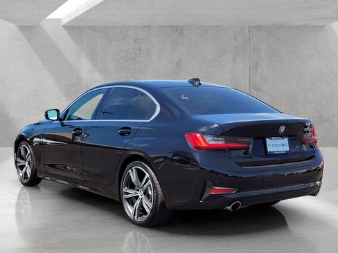 Used 2022 BMW 330e w/ Premium Package RWD image 6