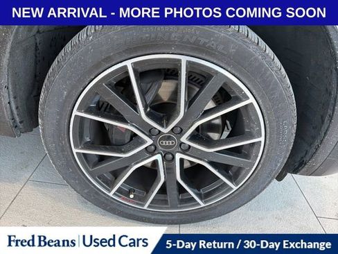 Used 2023 Audi SQ5 Premium Plus w/ Premium Plus Package image 7