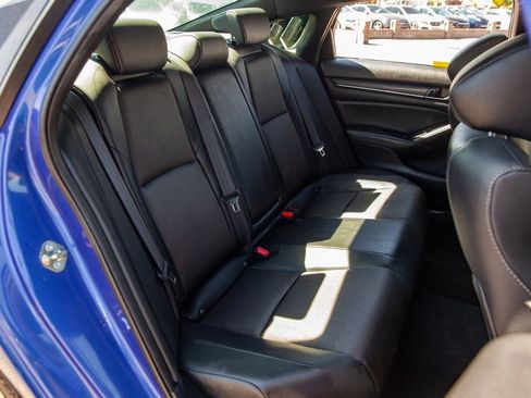 Used 2020 Honda Accord Sport image 12