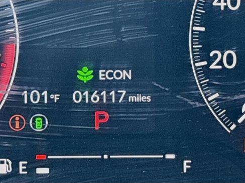 Used 2023 Honda Civic Sport image 12