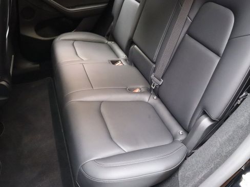 Used 2022 Tesla Model Y Performance image 47