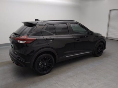 Used 2023 Nissan Kicks SR FWD image 10