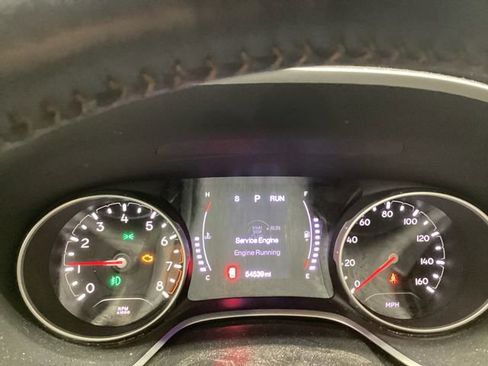 Used 2019 Jeep Compass Latitude w/ Cold Weather Group image 11