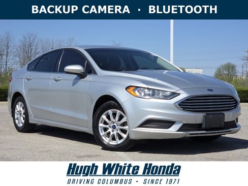 Used 2017 Ford Fusion S FWD image 1