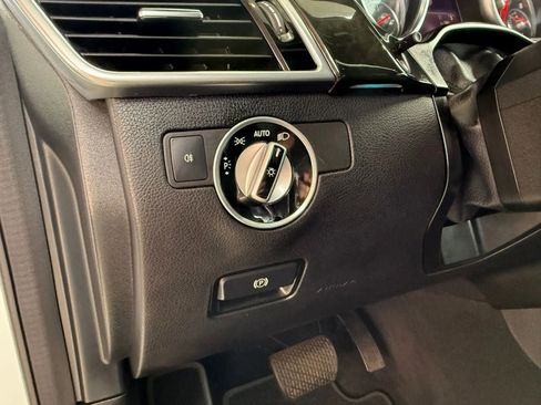 Used 2019 Mercedes-Benz GLS 450 4MATIC image 47