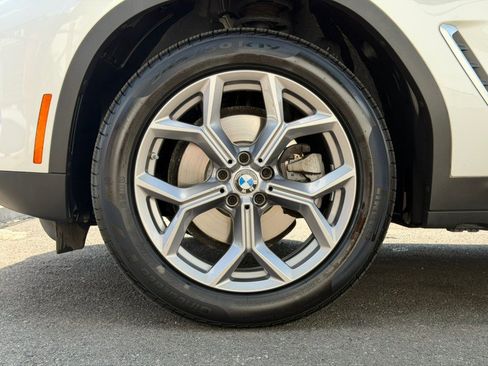Used 2024 BMW X3 xDrive30i w/ Premium Package AWD/4WD image 18