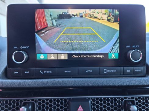 Used 2025 Honda Civic Sport image 25