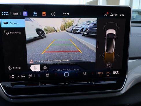 Certified 2024 Volkswagen ID.4 Pro S image 25