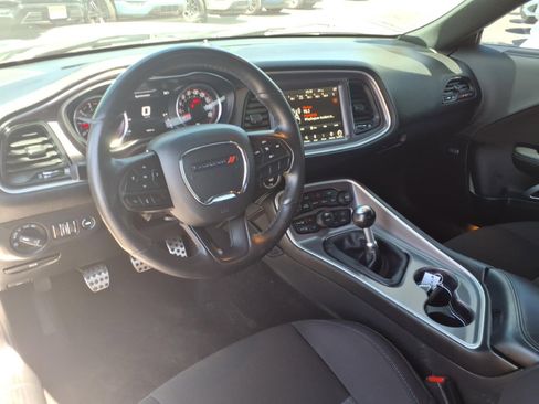 Used 2022 Dodge Challenger R/T Scat Pack w/ Scat Pack Stripe RWD image 20
