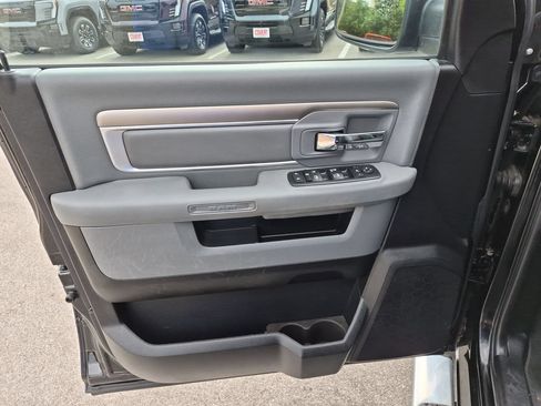 Used 2015 RAM 1500 Lone Star AWD/4WD image 21