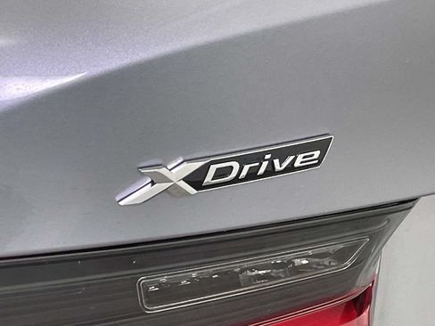 Used 2026 BMW 330i xDrive Sedan w/ Convenience Package AWD/4WD image 11