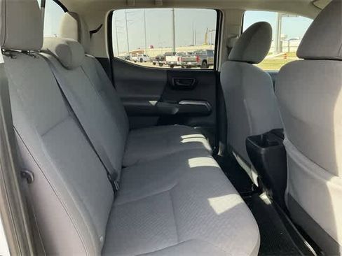 Used 2020 Toyota Tacoma SR5 image 16