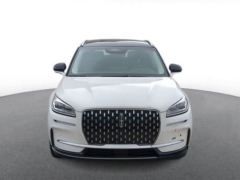 Used 2023 Lincoln Corsair Reserve w/ Equipment Group 201A AWD/4WD image 3