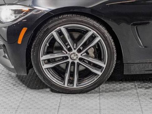 Used 2019 BMW 430i Coupe w/ M Sport Package RWD image 33