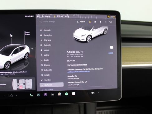 Used 2023 Tesla Model Y Long Range image 19