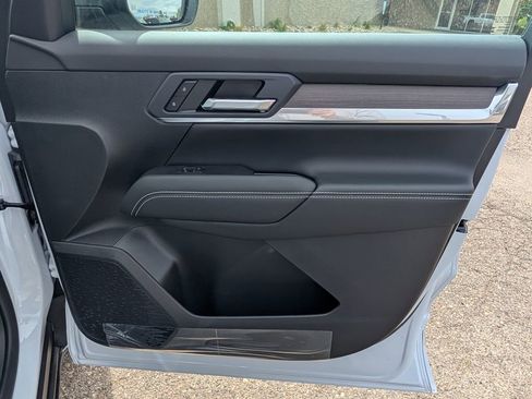 New 2026 GMC Terrain Denali AWD/4WD image 22