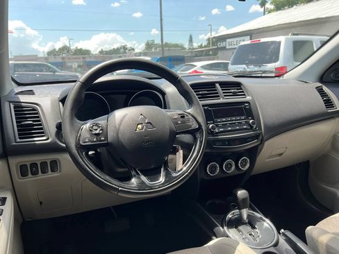 Used 2017 Mitsubishi Outlander Sport ES FWD image 13