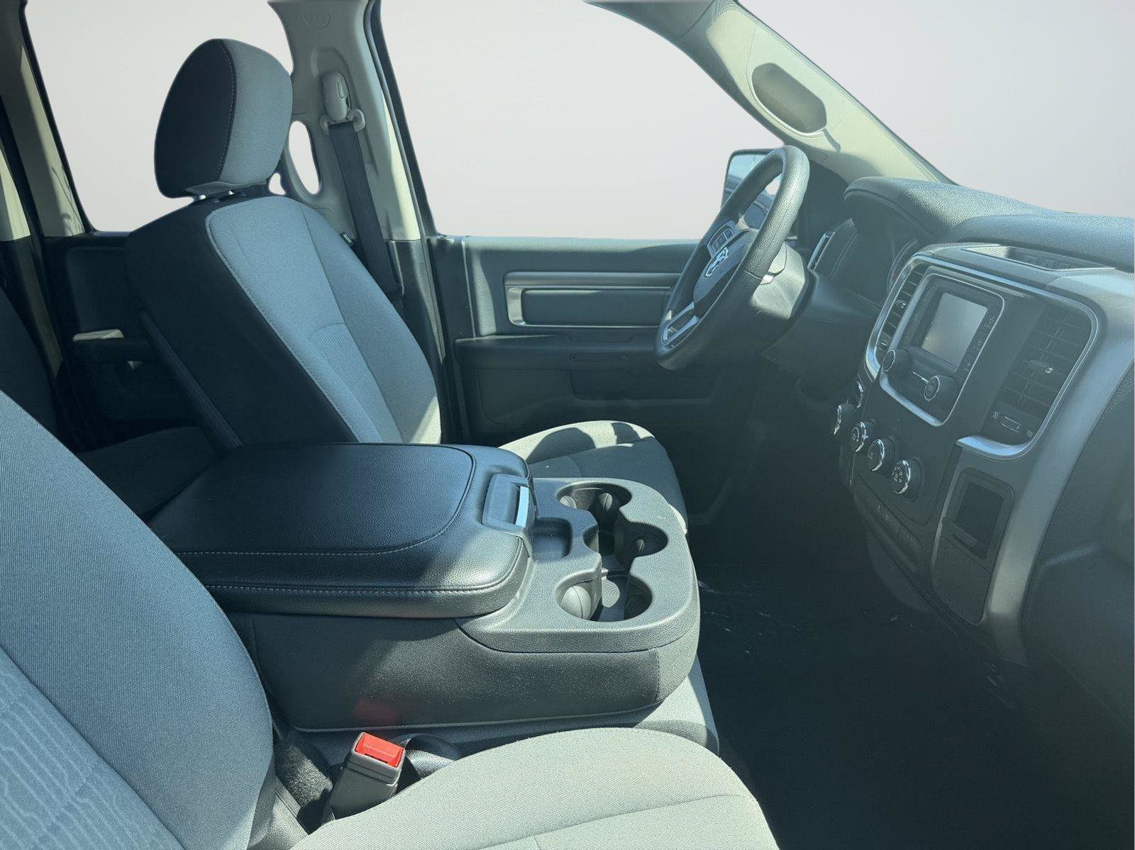 Used 2024 RAM 1500 Classic SLT AWD/4WD image 15