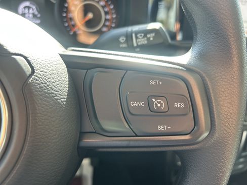 New 2026 Jeep Gladiator Sport image 17