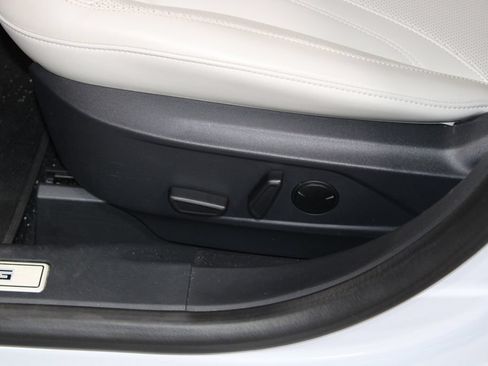 Used 2021 Ford Mustang Mach-E Premium RWD image 16