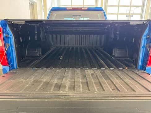 Used 2023 Chevrolet Silverado 1500 LT image 34