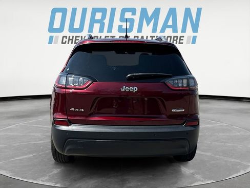 Used 2019 Jeep Cherokee Latitude Plus AWD/4WD image 5