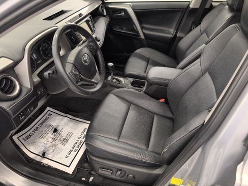 Used 2018 Toyota RAV4 Limited w/ All Weather Liner Package AWD/4WD image 10