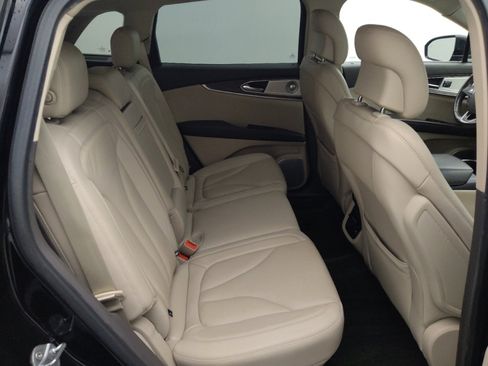 Used 2018 Lincoln MKX Reserve w/ Luxury Package FWD image 19