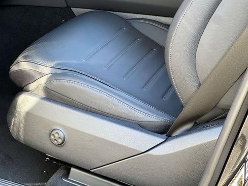 New 2026 Mercedes-Benz GLC 300 4MATIC image 12