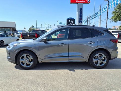 Used 2024 Ford Escape ST-Line w/ Tech Pack #1 FWD image 5