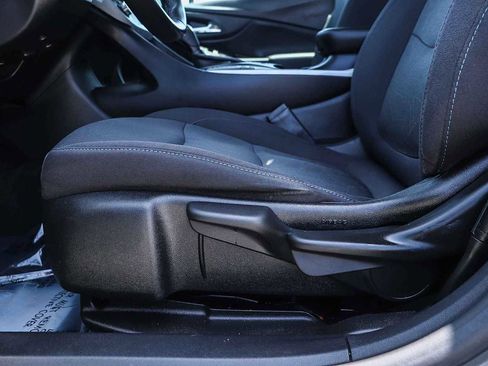 Used 2017 Chevrolet Volt LT FWD image 20