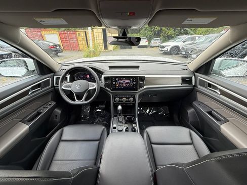 Used 2023 Volkswagen Atlas SE AWD/4WD image 23