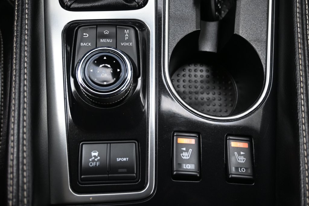 Used 2022 Nissan Maxima SV w/ Floor Mat Group FWD image 21