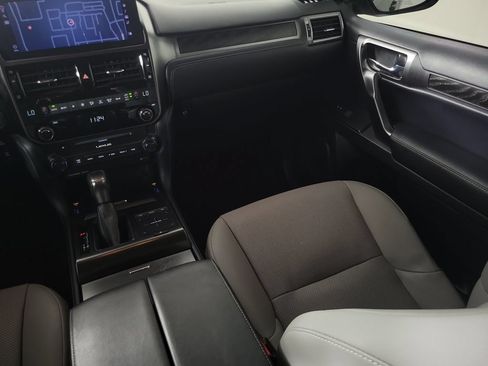 Used 2023 Lexus GX 460 w/ Black Line Special Edition AWD/4WD image 11